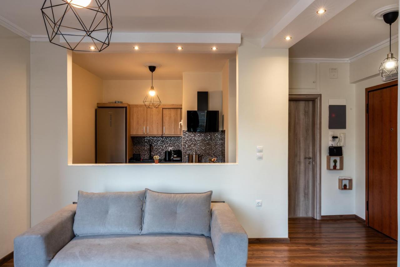 Luxury Apartment Overlooking The Citadel Of Tsakas Афины Экстерьер фото